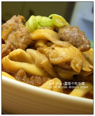 蘑菇炒牛肉菜谱图片