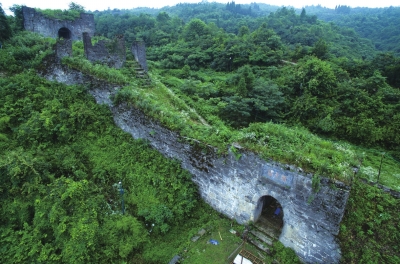 空中看贵州播州海龙屯朝天关（7月3日摄）。